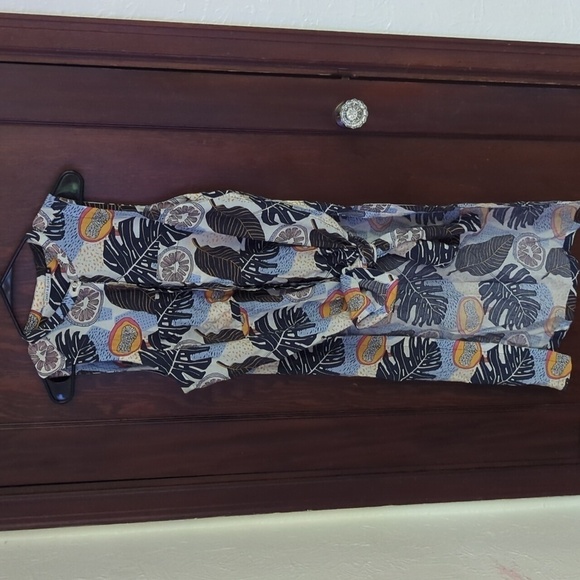 Zaket & Plover Tunic Wrap Top Size Medium - Picture 8 of 10